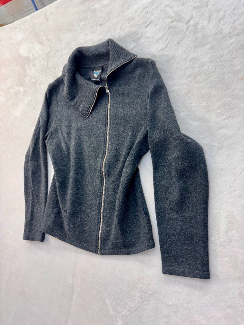 KUHL Women's 100% Merino Wool Gray Zip-Up Sweater -- Size: XL -- Great Condition